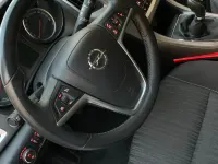 Gebraucht Opel Astra 140 PS (102 kW) 2011 Grau Kombi