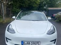 Gebraucht Tesla Model 3 Standard Range 225 kW (306 PS) 2022 Weiß Limousine