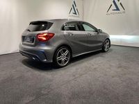 Gebraucht Mercedes A200 AMG line 156 PS (114 kW) 2018 Mountaingrau  met. Limousine
