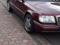 Gebraucht Mercedes E220 150 PS (110 kW) 1996 Rot Kombi