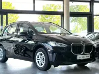 Gebraucht BMW 216 Active Tourer Shadowline 122 PS (89 kW) 2025 Schwarz Van / Kleinbus