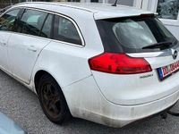 Gebraucht Opel Insignia Edition 131 PS (96 kW) 2012 Weiß Kombi