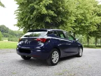 Gebraucht Opel Astra 101 PS (74 kW) 2017 Blau Limousine