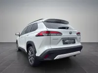 Gebraucht Toyota Corolla Cross Team 152 PS (111 kW) 2023 Weiß SUV