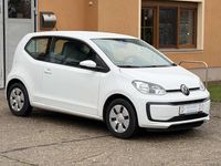Gebraucht VW up! 65 PS (47 kW) 2021 Pure white Kleinwagen