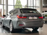 Gebraucht BMW 320 190 PS (139 kW) 2023 Grau Kombi