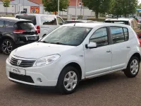 Gebraucht Dacia Sandero Lauréate 75 PS (55 kW) 2010 Weiß Limousine
