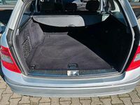 Gebraucht Mercedes C180 156 PS (114 kW) 2010 Grau Kombi