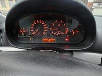 Gebraucht BMW 318 143 PS (105 kW) 2002 Grau Limousine