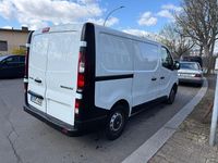 Gebraucht Renault Trafic 95 PS (69 kW) 2017 Weiß Van / Kleinbus