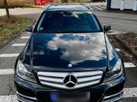 Gebraucht Mercedes C180 156 PS (114 kW) 2011 Schwarz Kombi