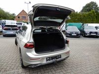 Gebraucht VW Golf VIII Move 110 PS (80 kW) 2023 Silber Kleinwagen