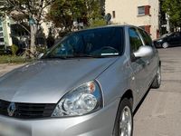 Second-hand Renault Clio II 75 CP (55 kW) 2010 Gri Hatchback