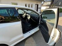 Gebraucht VW Polo Highline 105 PS (77 kW) 2011 Weiß Kleinwagen