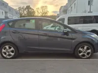 Usata Ford Fiesta Trend 82 CV (60 kW) 2009 Grigio Berlina