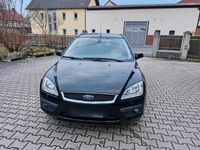 Gebraucht Ford Focus Ghia 115 PS (84 kW) 2005 Schwarz Kombi