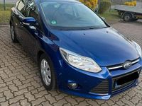 Gebraucht Ford Focus ST-Line 101 PS (74 kW) 2014 Blau Kleinwagen