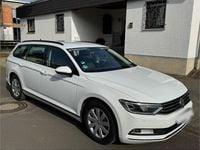 Gebraucht VW Passat 150 PS (110 kW) 2017 Weiß Kombi