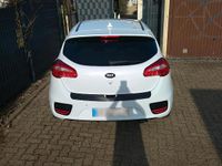 Gebraucht Kia Ceed Spirit 136 PS (100 kW) 2017 Weiß Kleinwagen