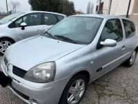Gebraucht Renault Clio II Authentique 60 PS (44 kW) 2003 Grau Limousine