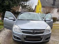 Gebraucht Opel Astra 90 PS (66 kW) 2008 Silber Limousine