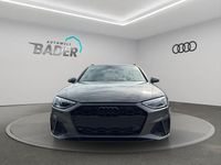Gebraucht Audi A4 S-Line 150 PS (110 kW) 2023 Chronosgrau metallic Kombi