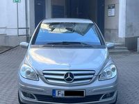 Gebraucht Mercedes B180 Avantgarde 109 PS (80 kW) 2006 Silber Van / Kleinbus