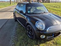 Gebraucht Mini ONE 98 PS (72 kW) 2010 Schwarz Kleinwagen