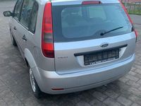 Gebraucht Ford Fiesta 80 PS (58 kW) 2002 Grau Limousine