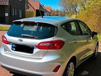 Gebraucht Ford Fiesta 86 PS (63 kW) 2017 Silber Kleinwagen