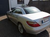 Gebraucht Mercedes SLK200 184 PS (135 kW) 2015 Silber Cabrio