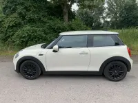 Gebraucht Mini ONE 102 PS (75 kW) 2016 Weiß Kleinwagen