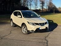Gebraucht Nissan Qashqai Tekna 131 PS (96 kW) 2016 Weiß SUV