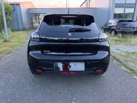 Gebraucht Peugeot 208 Allure 101 PS (74 kW) 2023 Schwarz Kleinwagen