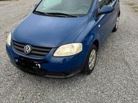 Gebraucht VW Fox 55 PS (40 kW) 2005 Blau Kleinwagen