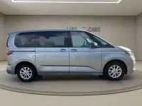 Używany VW Multivan 136 KM (100 kW) 2022 Szary Minivan