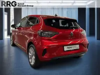 Second-hand Renault Clio V Evolution 101 CP (74 kW) 2023 Roșu Hatchback