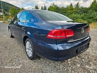 Gebraucht VW Passat Trendline 122 PS (89 kW) 2014 Blau Limousine