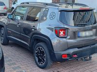 Gebraucht Jeep Renegade 170 PS (125 kW) 2016 Schwarz SUV