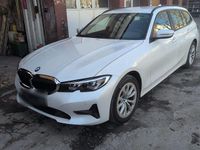 Gebraucht BMW 320e 190 PS (139 kW) 2022 Weiß Kombi