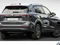 Gebraucht VW Tiguan Life 204 PS (150 kW) 2025 Delfingrau metallic SUV