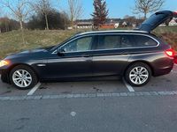 Gebraucht BMW 520 184 PS (135 kW) 2013 Grau Kombi