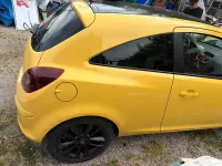 Gebraucht Opel Corsa 87 PS (63 kW) 2010 Gelb Kleinwagen
