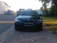 Gebraucht BMW 316 116 PS (85 kW) 2011 Schwarz Kombi
