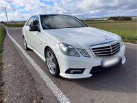 Gebraucht Mercedes E300 AMG 231 PS (169 kW) 2011 Weiß Limousine
