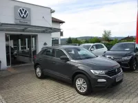 Gebraucht VW T-Roc Basis 110 PS (80 kW) 2022 Grau SUV