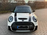 Używany Mini John Cooper Works 231 KM (169 kW) 2022 Biały Hatchback