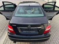 Gebraucht Mercedes C200 184 PS (135 kW) 2011 Obsidianschwarz  metalliclack Limousine