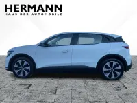 Używany Renault Megane E-Tech Evolution 96 kW (131 KM) 2023 Biały Sedan/Limuzyna
