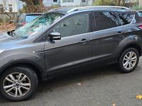 Gebraucht Ford Kuga Titanium 150 PS (110 kW) 2019 Grau SUV